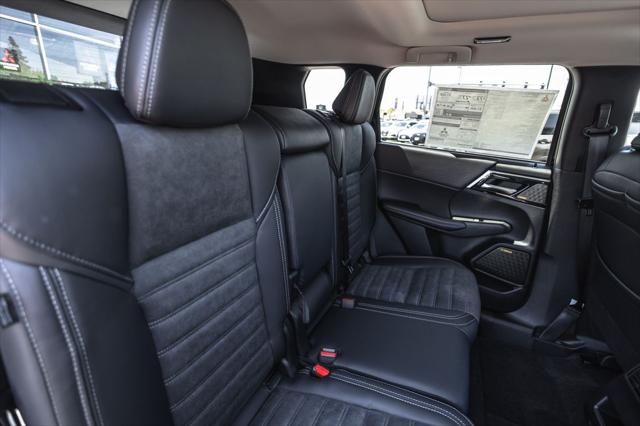 2026 Mitsubishi Outlander PHEV SE S-AWC