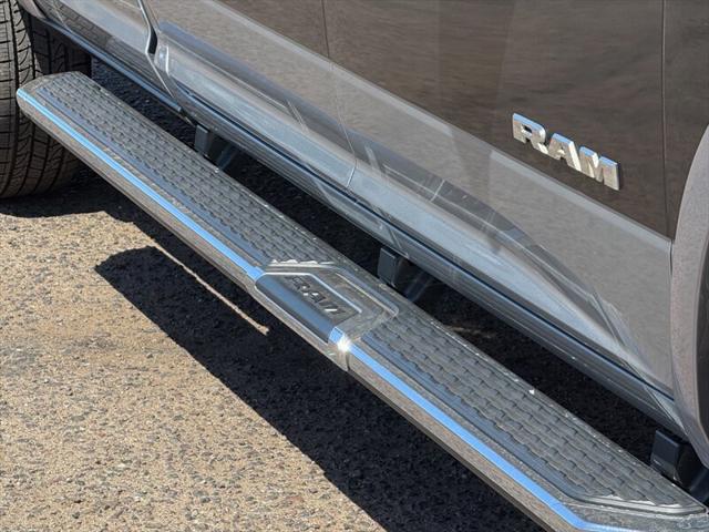 2020 Ram 3500 Laramie Crew Cab 4x4 8' Box