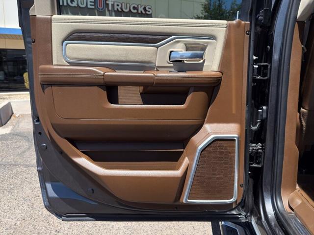 2020 Ram 3500 Laramie Crew Cab 4x4 8' Box