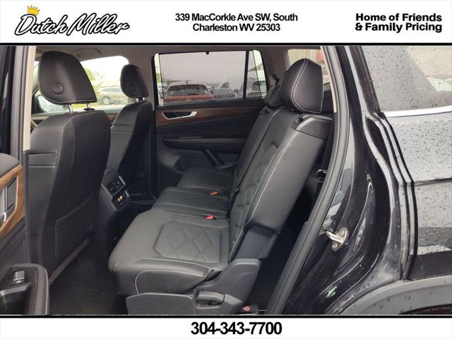 2025 Volkswagen Atlas 2.0T SE w/Technology