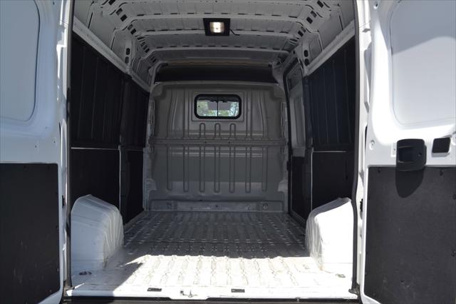 2024 Ram ProMaster 2500 Cargo Van Tradesman High Roof 159" WB w/Pass Seat