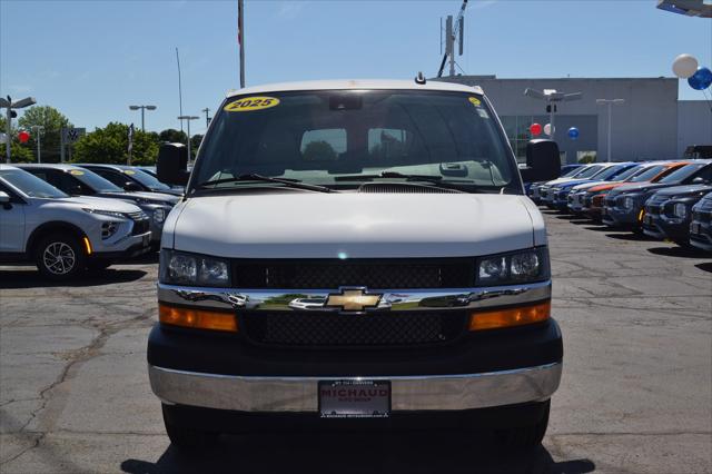 2025 Chevrolet Express Passenger RWD 3500 Extended Wheelbase LT