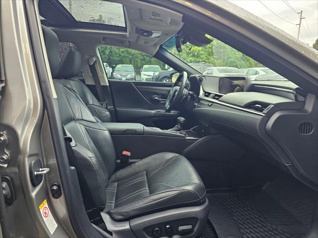 2019 Lexus ES 350 Base