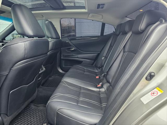2019 Lexus ES 350 Base