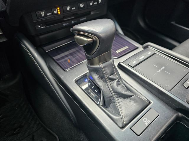 2019 Lexus ES 350 Base