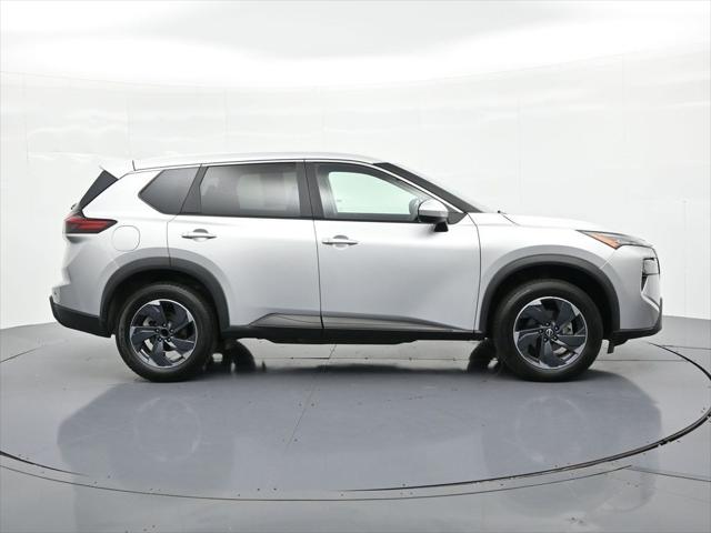 2024 Nissan Rogue SV FWD