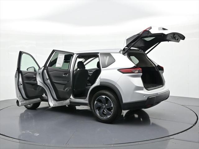 2024 Nissan Rogue SV FWD