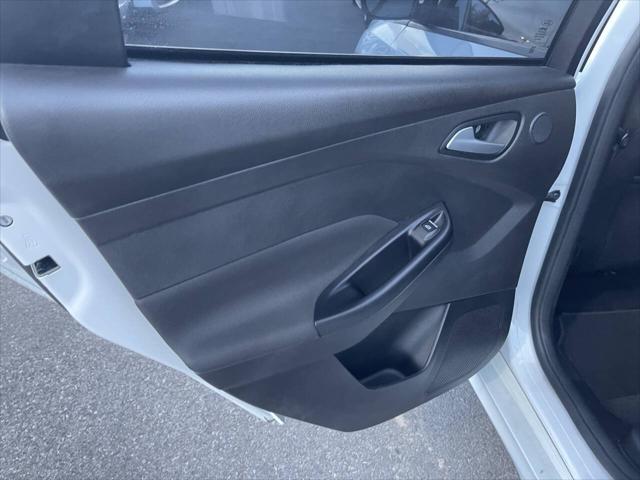 2016 Ford Focus ST 4dr Hatchback
