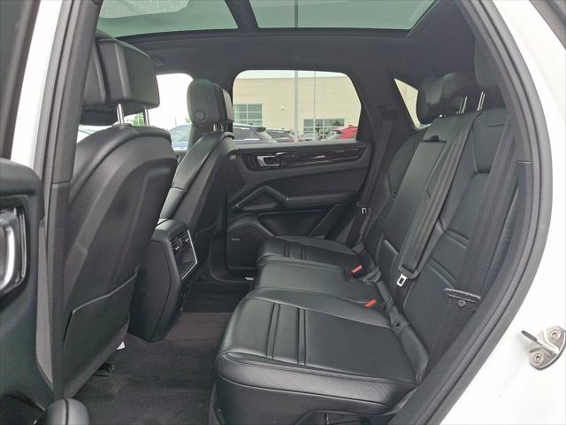 2021 Porsche Cayenne Base