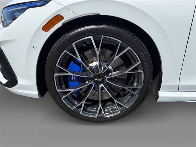 2026 Volkswagen Golf R 2.0T DSG