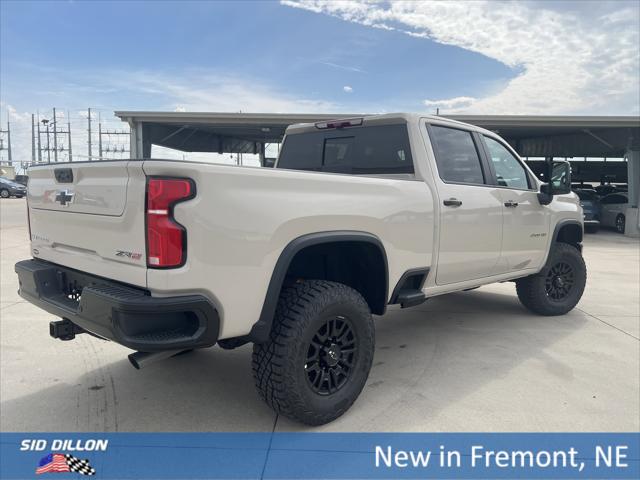2026 Chevrolet Silverado 2500HD Crew Cab, Standard Bed, XR2, 4WD