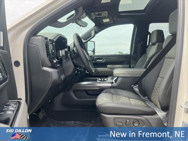 2026 Chevrolet Silverado 2500HD Crew Cab, Standard Bed, XR2, 4WD