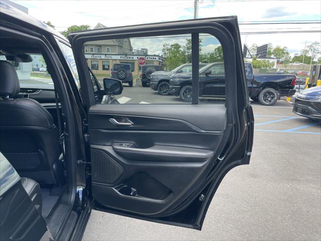 2025 Jeep Grand Cherokee L Altitude X 4x4