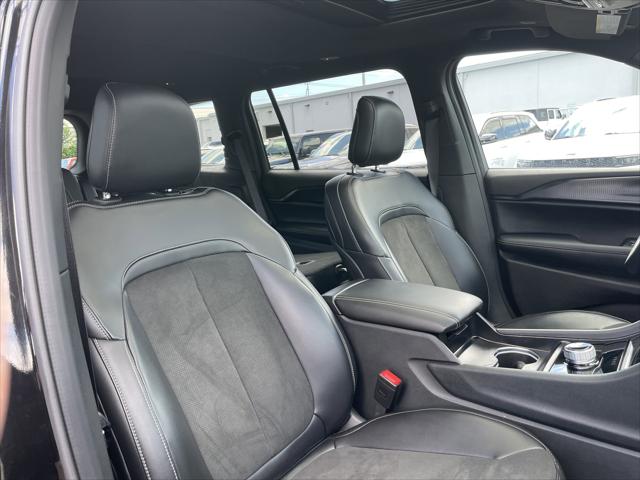 2025 Jeep Grand Cherokee L Altitude X 4x4