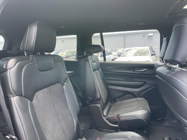 2025 Jeep Grand Cherokee L Altitude X 4x4