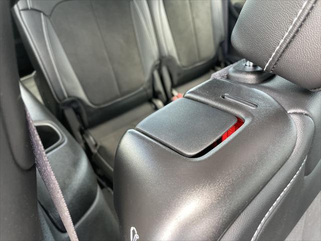 2025 Jeep Grand Cherokee L Altitude X 4x4