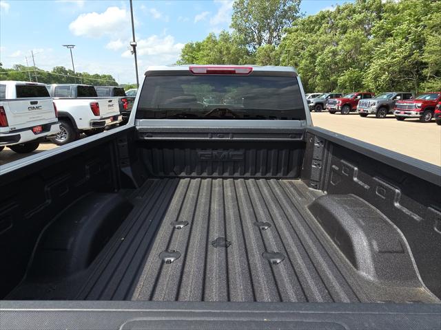 2026 GMC Sierra 2500HD Crew Cab, Standard Bed, SLT, 4WD