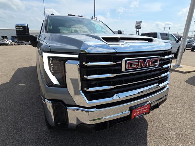 2026 GMC Sierra 2500HD Crew Cab, Standard Bed, SLT, 4WD