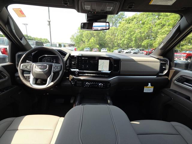 2026 GMC Sierra 2500HD Crew Cab, Standard Bed, SLT, 4WD