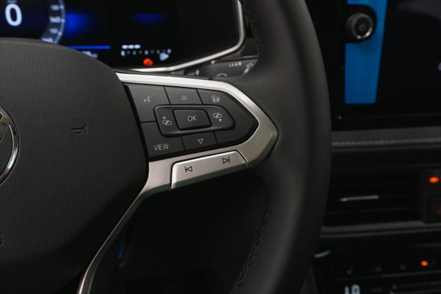 2026 Volkswagen Taos SE Black