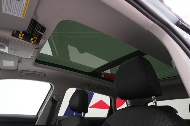 2026 Volkswagen Taos SE Black