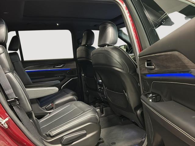2023 Jeep Grand Cherokee L Overland 4x4
