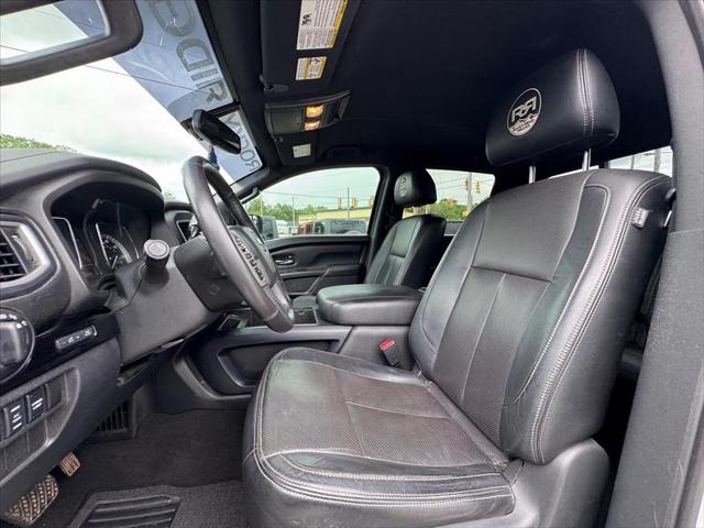 2019 Nissan Titan SV