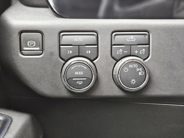 2024 Chevrolet Silverado 1500 4WD Crew Cab Short Bed LT with 2FL