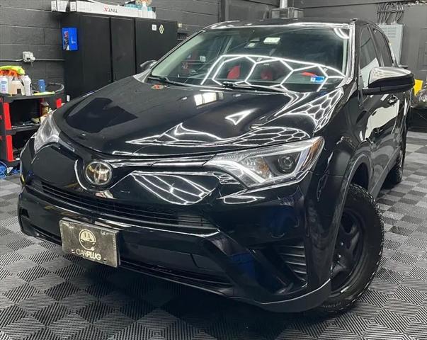 2018 Toyota RAV4 LE for sale in Alexandria, VA