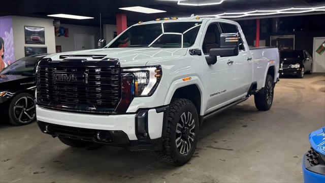 2024 GMC Sierra 2500HD 4WD Crew Cab Long Bed Denali Ultimate for sale in Shelby Township, MI