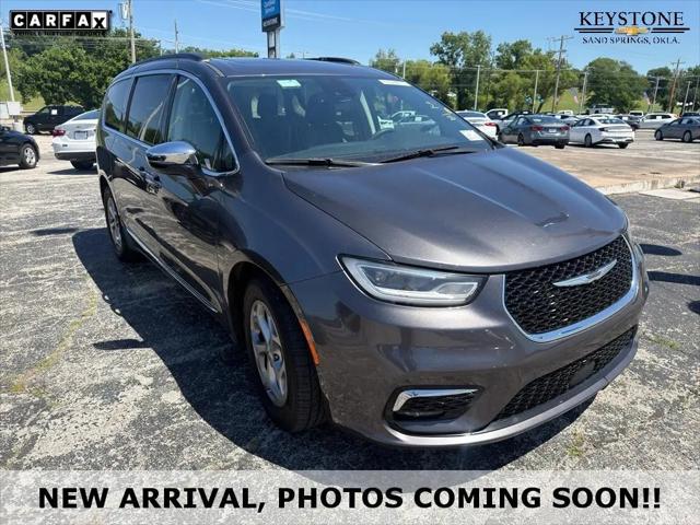 2023 Chrysler Pacifica Limited for sale in Sand Springs, OK