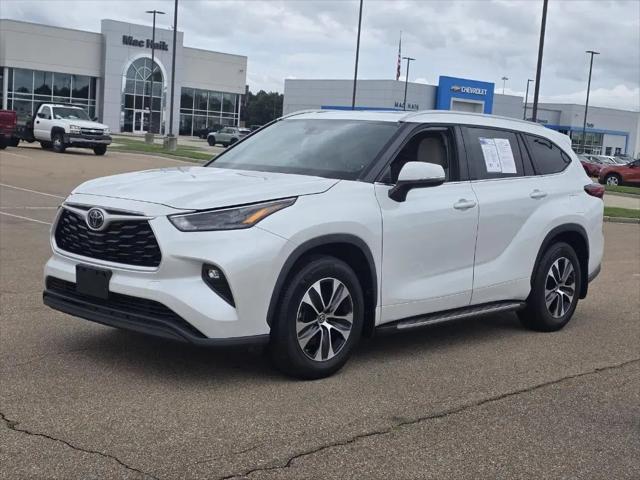2022 Toyota Highlander XLE for sale in Madison, MS