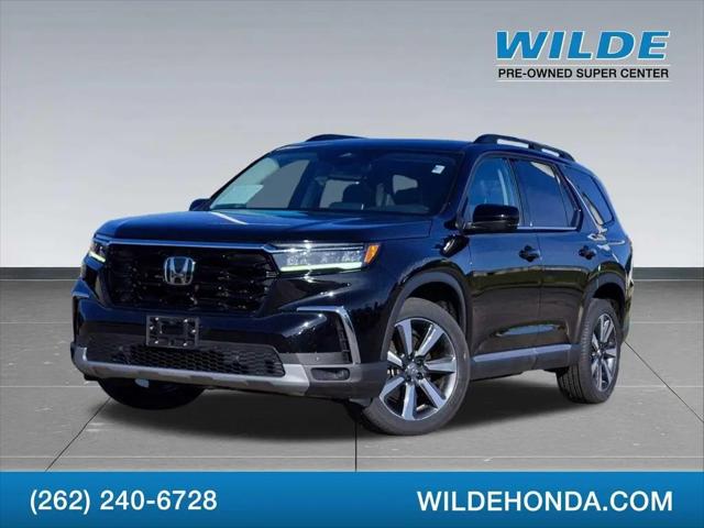 2023 Honda Pilot AWD Touring for sale in Waukesha, WI
