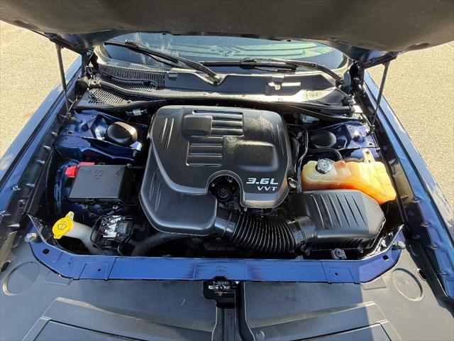 2015 Dodge Challenger SXT Plus