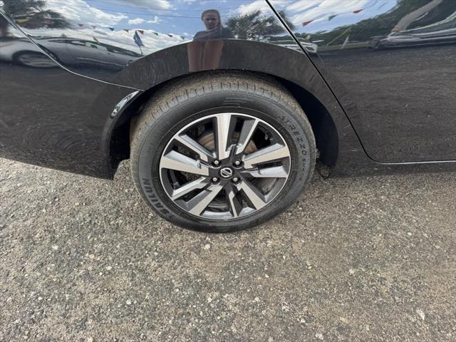 2021 Nissan Versa SV Xtronic CVT