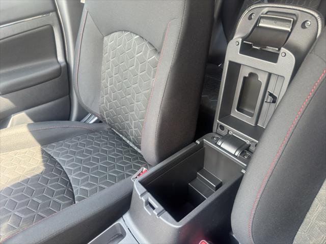 2026 Mitsubishi Outlander Sport 2.0 LE
