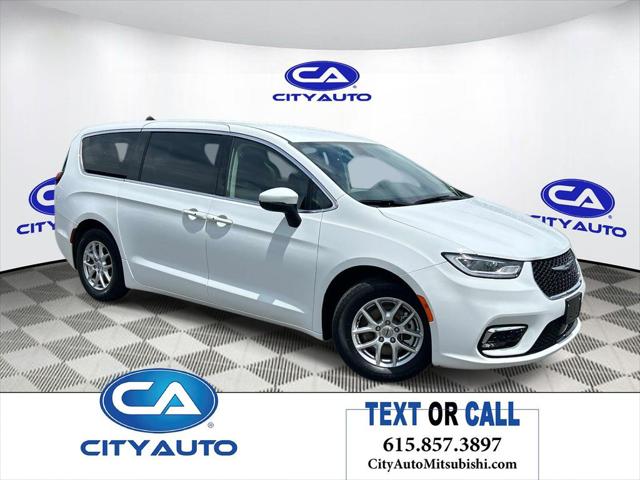 2023 Chrysler Pacifica Touring L for sale in Murfreesboro, TN