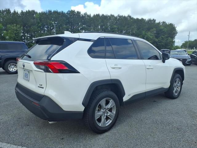 2022 Toyota RAV4 Hybrid LE