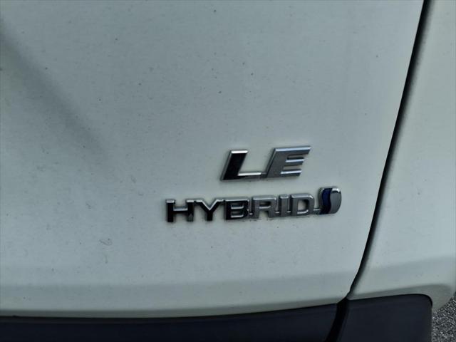2022 Toyota RAV4 Hybrid LE