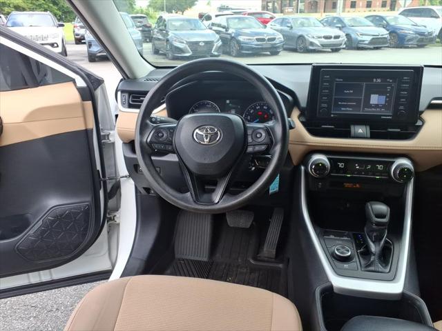 2022 Toyota RAV4 Hybrid LE