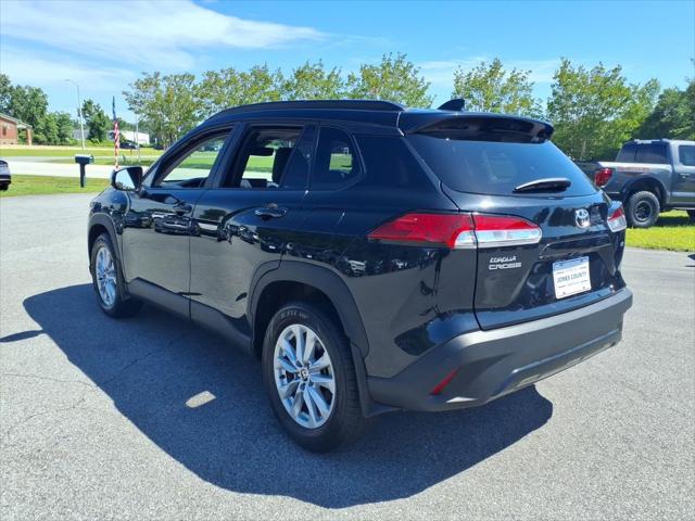 2025 Toyota Corolla Cross LE
