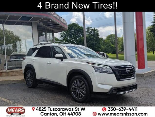 2023 Nissan Pathfinder SL 4WD for sale in Canton, OH