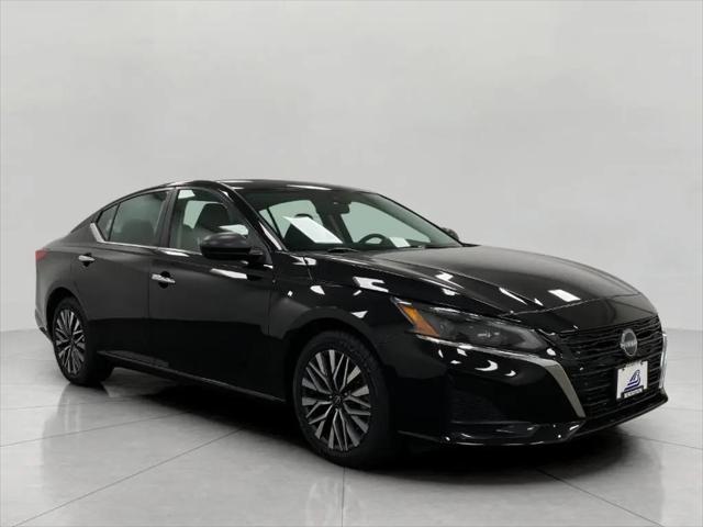 2025 Nissan Altima SV FWD for sale in Appleton, WI