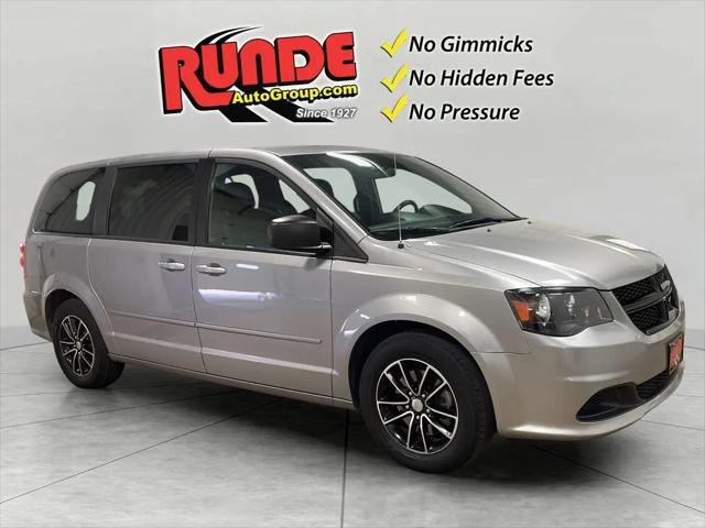 2015 Dodge Grand Caravan SE for sale in East Dubuque, IL