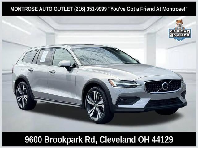 2025 Volvo V60 Cross Country Plus, B5 AWD Gas (mild hybrid) for sale in Cleveland, OH
