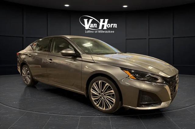 2023 Nissan Altima SL Intelligent AWD for sale in Sheboygan, WI
