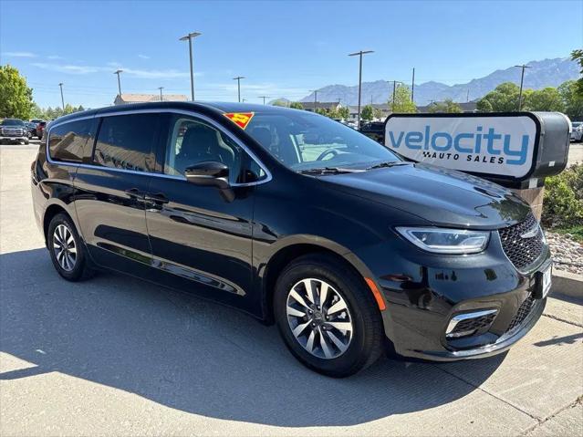 2023 Chrysler Pacifica Hybrid Touring L for sale in Draper, UT
