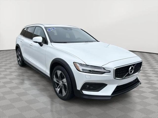 2022 Volvo V60 Cross Country T5 for sale in Omaha, NE