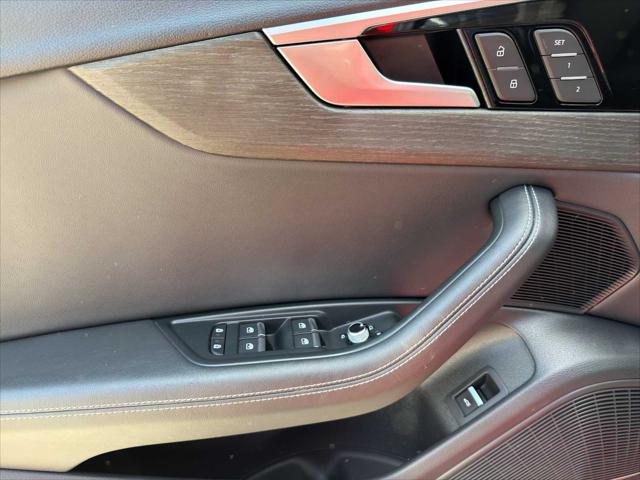 2024 Audi A4 Premium Plus 45 TFSI S line quattro S tronic