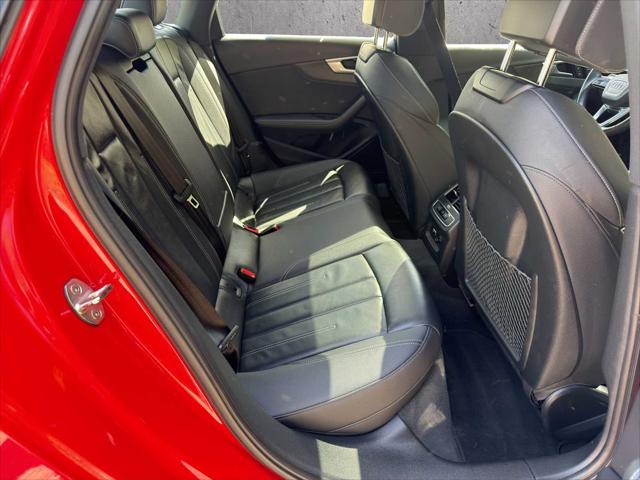 2024 Audi A4 Premium Plus 45 TFSI S line quattro S tronic